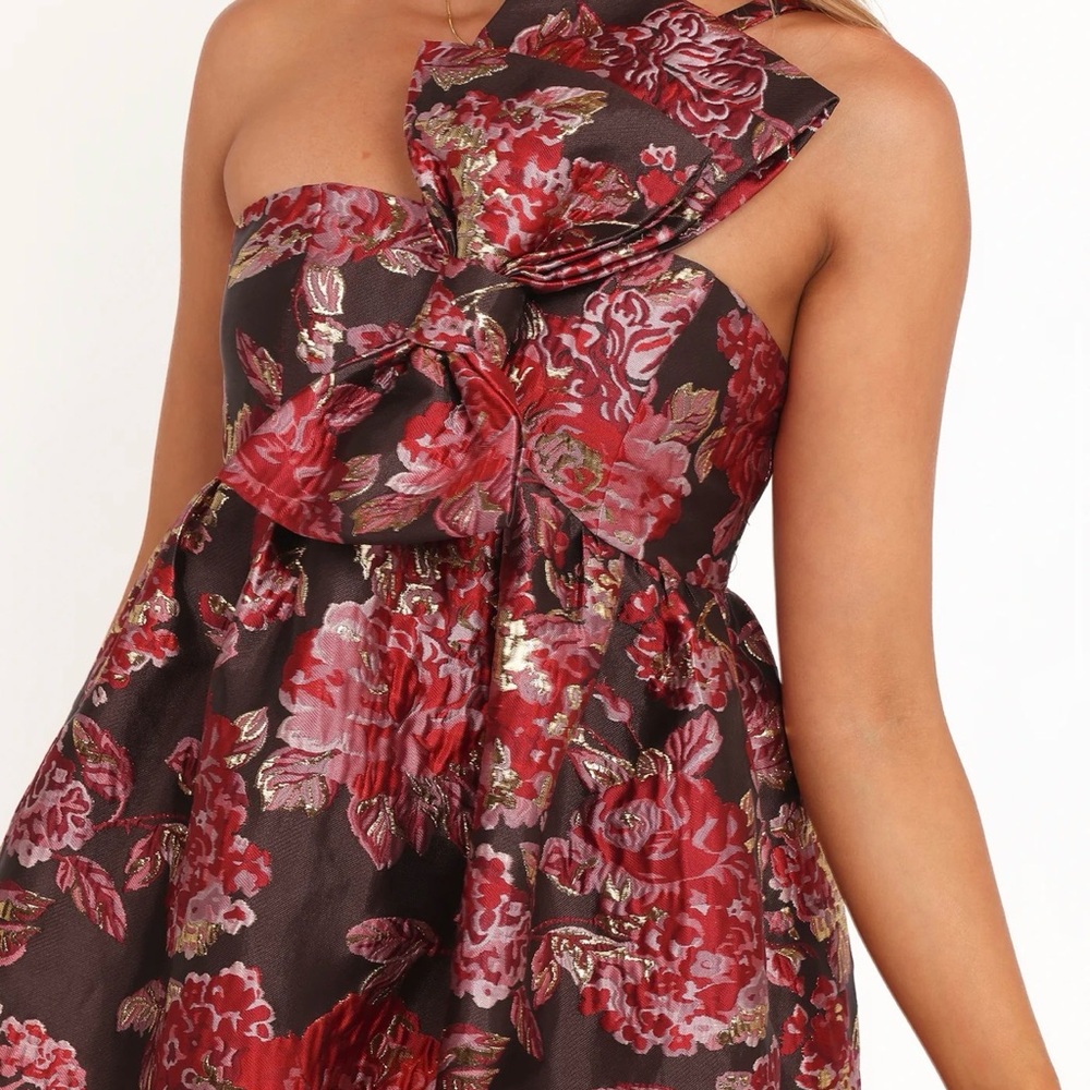 Petal + Pup Betina bow front Floral Ruffle Maxi Dress - Picture 4 of 9